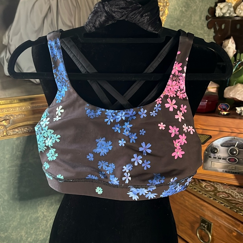 Lululemon energy bra